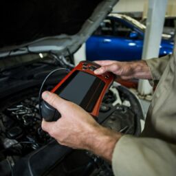 Comment choisir le bon ELM327 pour diagnostiquer votre voiture ?